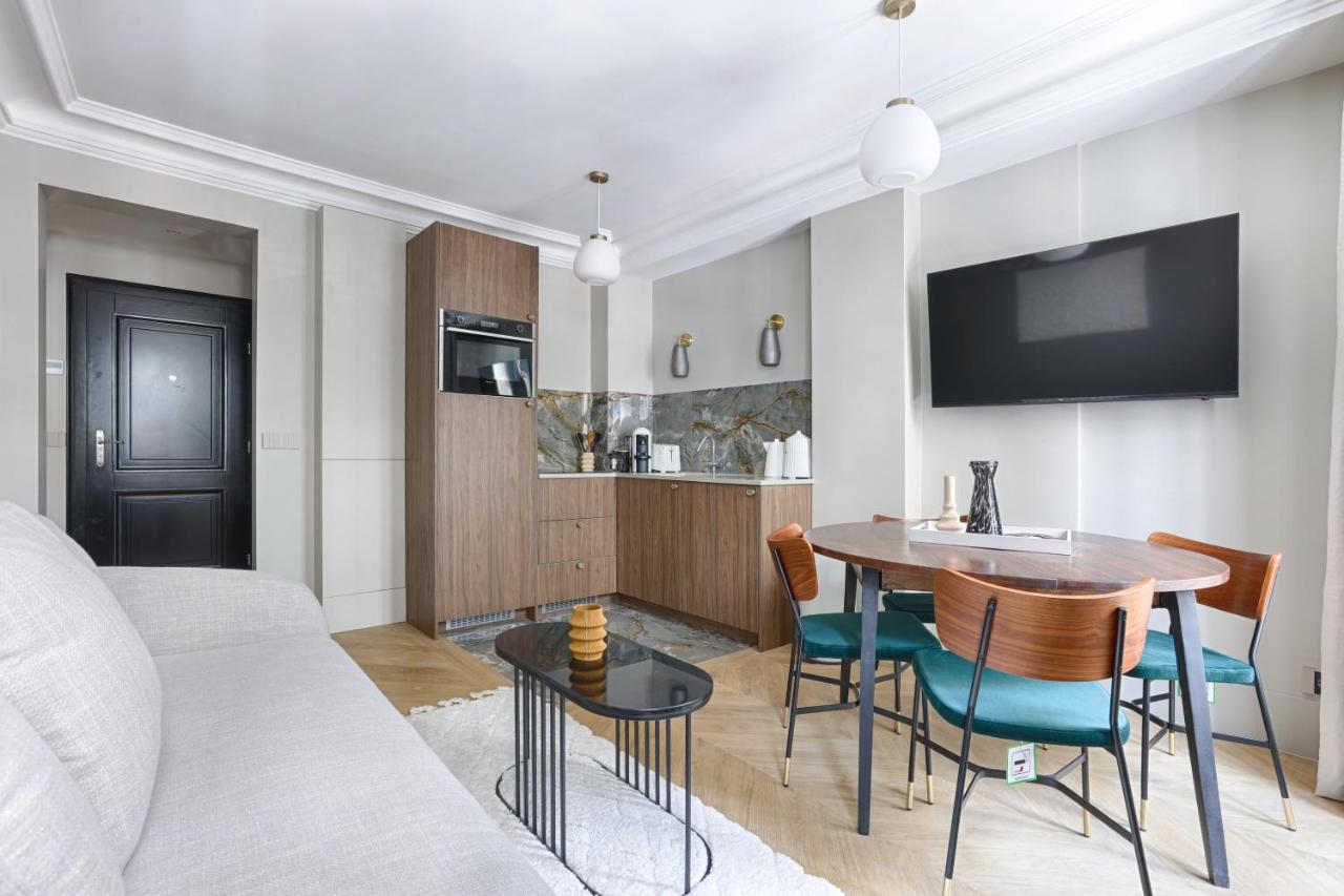 Unique Luxury Parisian Flat 2Br/6P -Champs Elysees Kültér fotó